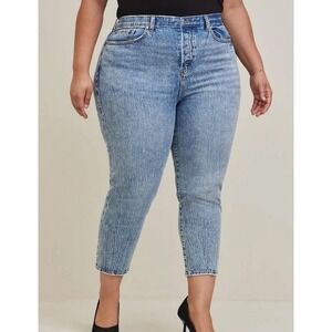 Torrid Womens 20R Mom Jean Flashback Classic High Rise Button Fly Straight Basic